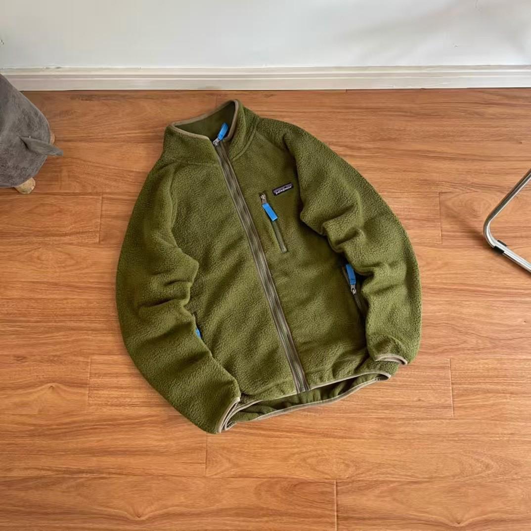 

Чоловіча високоякісна BATA Ретро Флісова Тепла Куртка-Кардиган на Блискавці з Комірцем-Стійкою з Натуральної Вовни Ягняти Large армія зелений колір