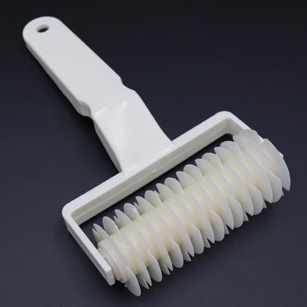 Brand New Dining Kitchen Pastry Lattice Roller Bread