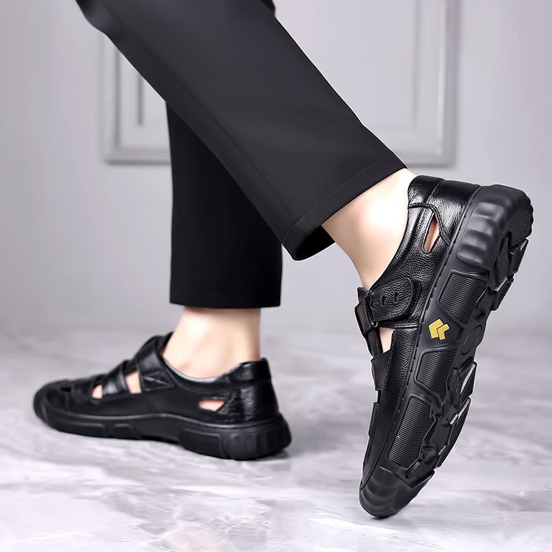 2025 summer leather sandals dad middle-aged men's leather hollowed-out men's shoes soft-soled men's sandals non-slip breathable non-slip
