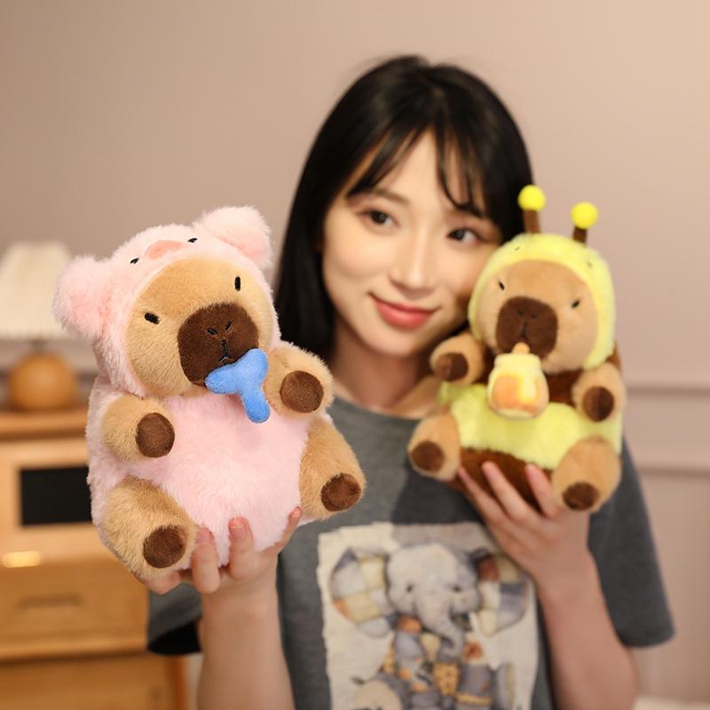 Kapybara s natahovacím nosním hlenem Plyšové hračky Roztomilá kapybara Cosplay Včela Šváb Žralok Prase Králík Měkká plyšová panenka Dárky