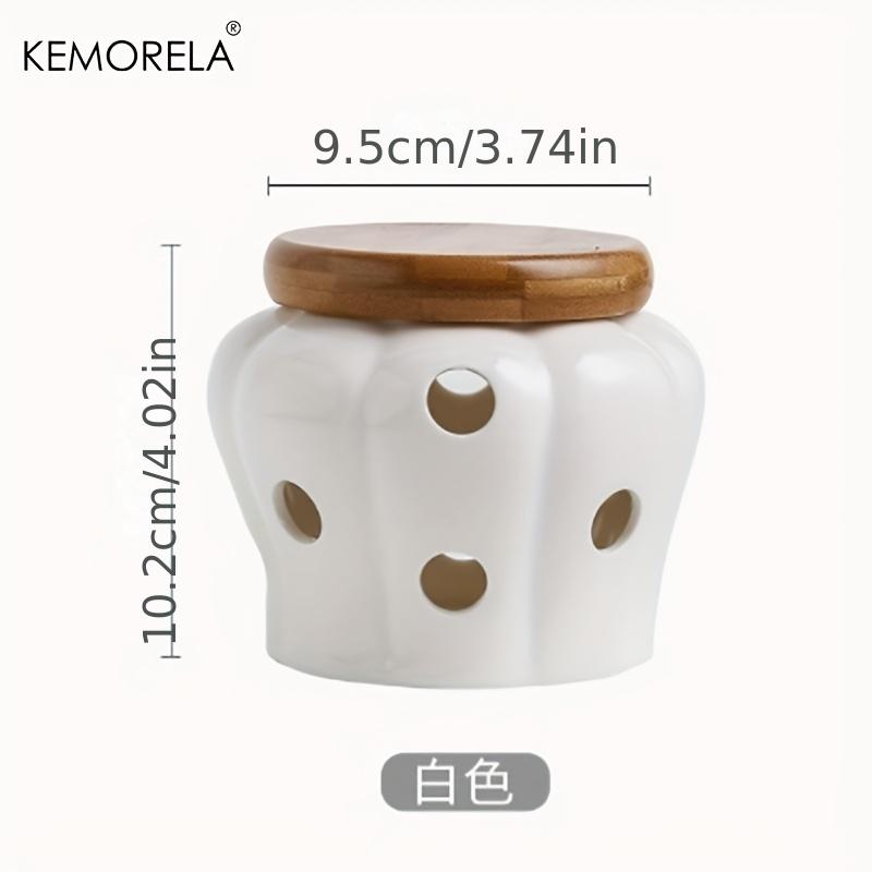 KEMORELA Weißer Keramik-Knoblauchvorratsbehälter mit Bambusdeckel, Belüftetes Hohlraumdesign, Perfekt für Küchen-Knoblauch-, Ingwerlagerung