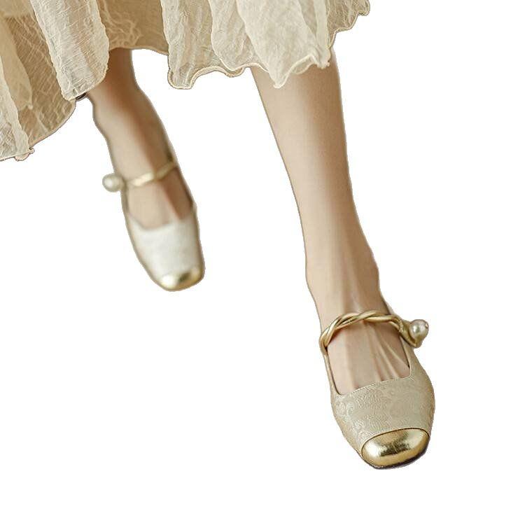 Guofeng Spring 2025 Retro French Low-Cut Mary Janes: Lightweight & Versatile.
