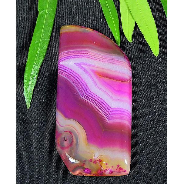 65 karátů. Barvený onyxový achátový kabošon fantazijního tvaru volný drahokam 24X41MM SK-4363