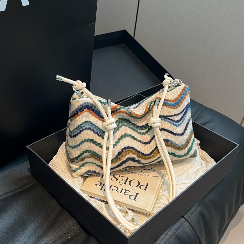 Spring Leisure Bag Travel Beach Vacation Bag Single-shoulder Bucket Bag