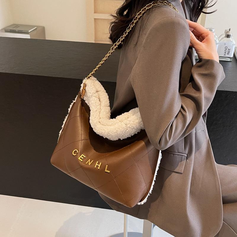 

Премиальная сумка-цепочка ромбовидной формы Женская 2025 Новая осенне-зимняя сумка через плечо Большой вместимости Популярная сумка-тоут Merad темно-коричневого