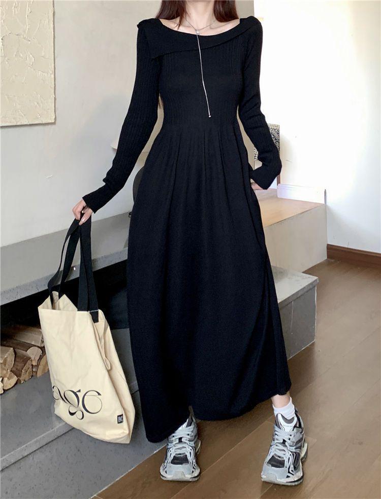 Damen Französisches Ein-Schulter Langarm Strickpulloverkleid, Schlankmachender Herbst/Winter Stil