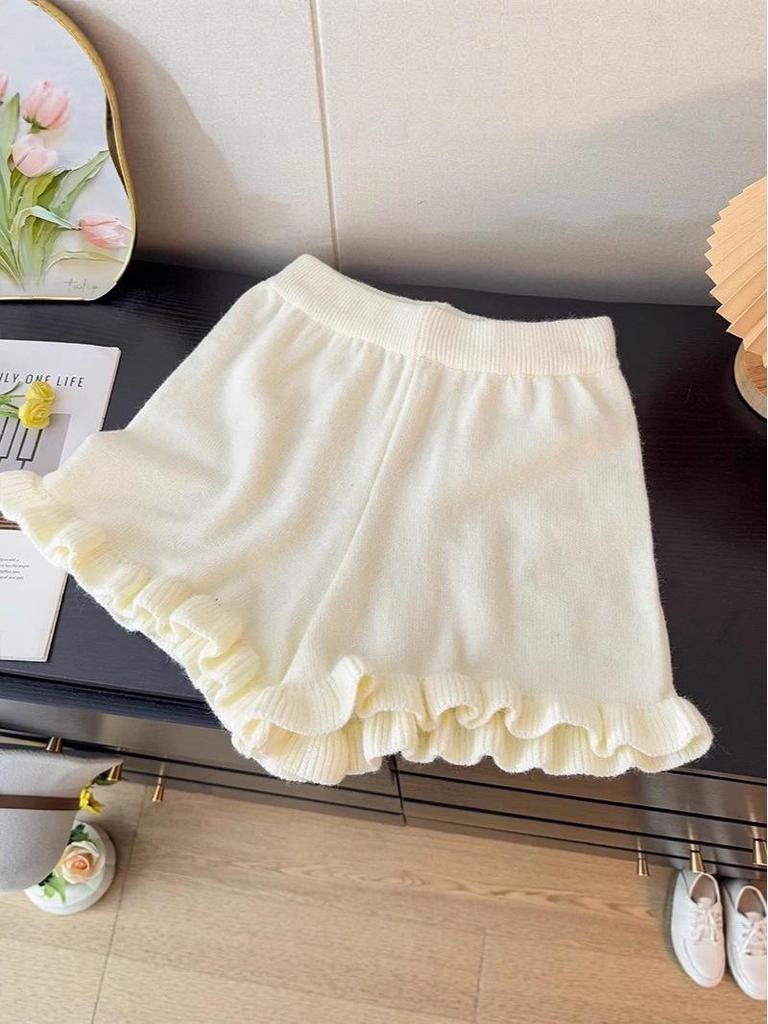 Autumn-Winter 2025 Women's Solid Knit Ruffle Edge High Waist Slimming A-Line Shorts