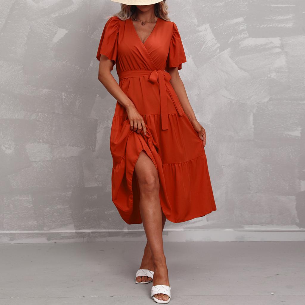 Modisches Damen Sommerkleid in Farbe mit V-Ausschnitt, kurzen Ärmeln und Bindung für den Strandurlaub