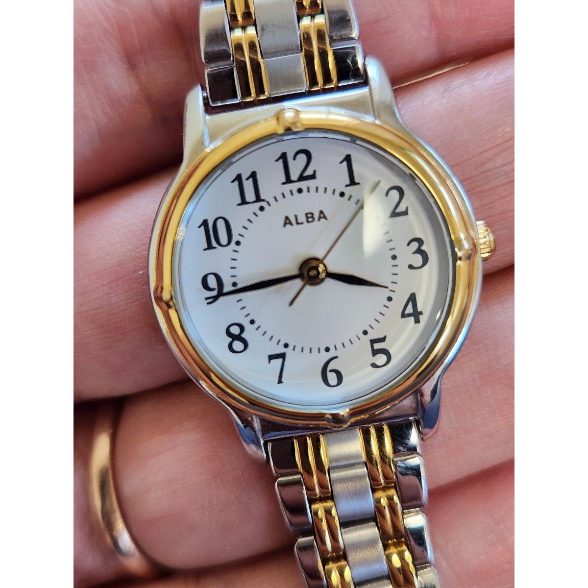 ALBA Alba ladies watch gold silver color combination color