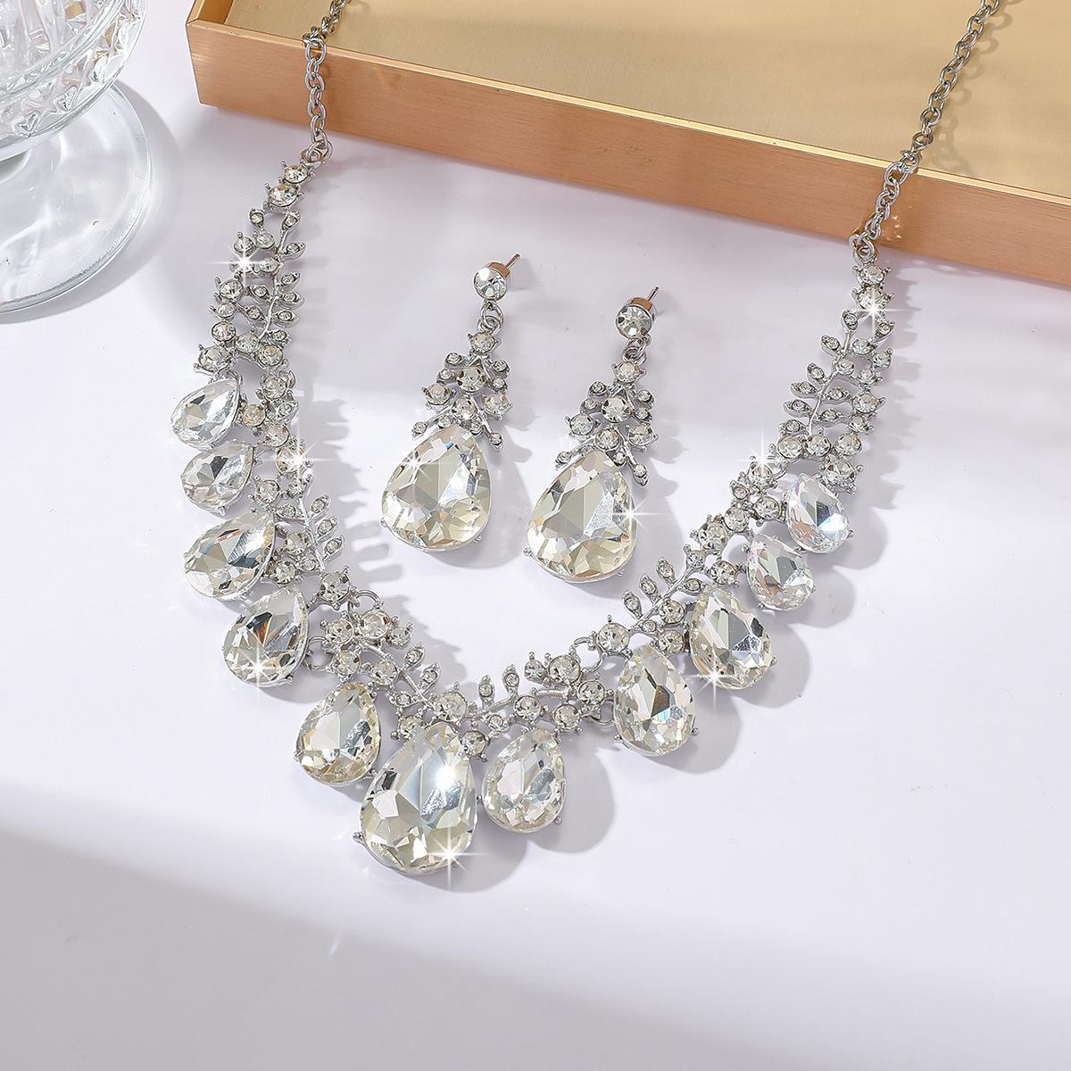 Bridal Rhinestone Necklace & Earrings Set - Elegant Date Night Jewelry Accessories