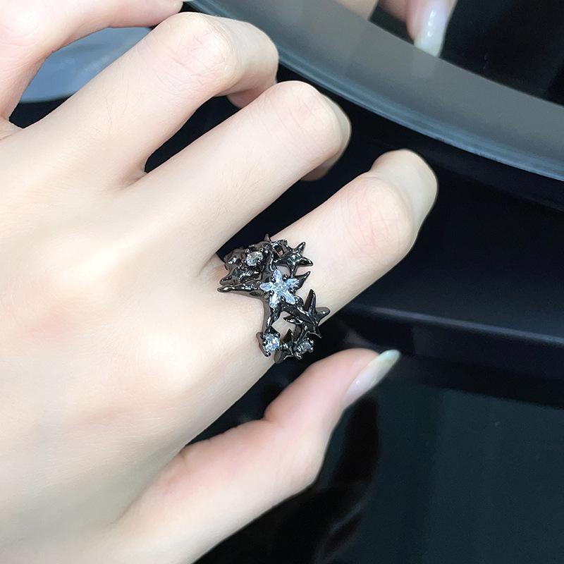 Star Dark Personality Niche Design High Sense Star Dopamine Fashion Opening Adjustable Ring Female
