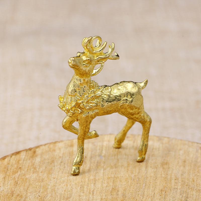 New desktop ornament retro copper car keychain pendant creative elk handicraft accessories
