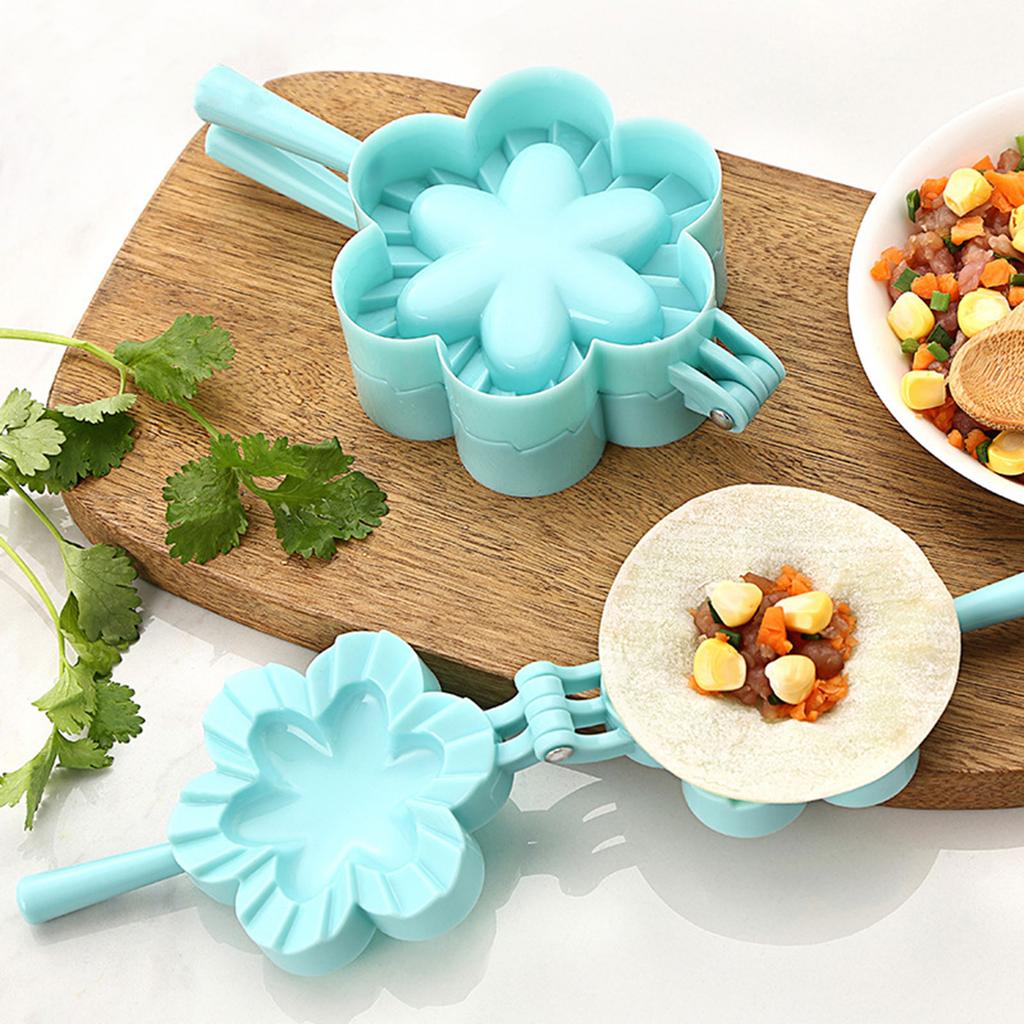 Dumpling Maker Empanada Maker Press Mini Pie Maker Easy to Use And Clean Durable Kitchen Gadget Home Baking Pastry Tool