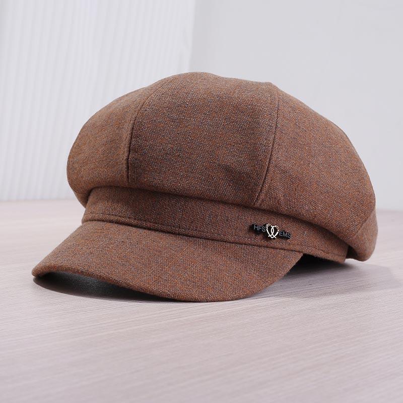 The new octagonal hat, the lady's big head circumference shows the small face, the literary painter's newsboy hat, the beret cloud hat, the autumn and