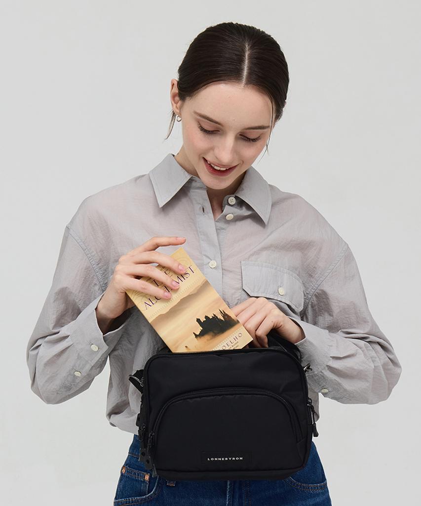 Lonnebyron Yaki Bag Book Note Crossbody Bag