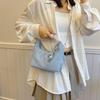New Chinese-style Hand-held Pearl Bag for Women's Summer New Fashionable Simple Niche Design Commuter One-shoulder Crossbody Bag