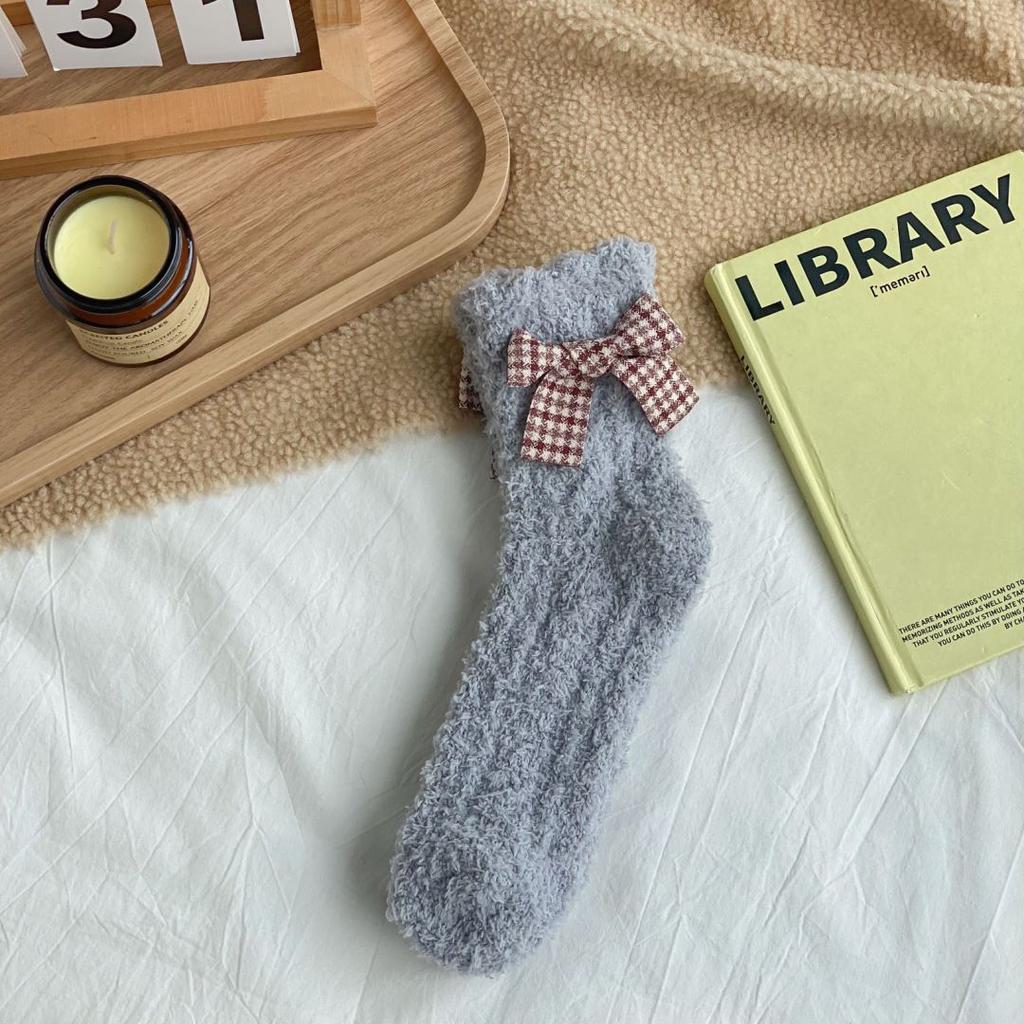 Women's Warm Solid Color Floor Socks Non Slip Plush Knitted Coral Fleece Socks No Show Socks kawaii cute men