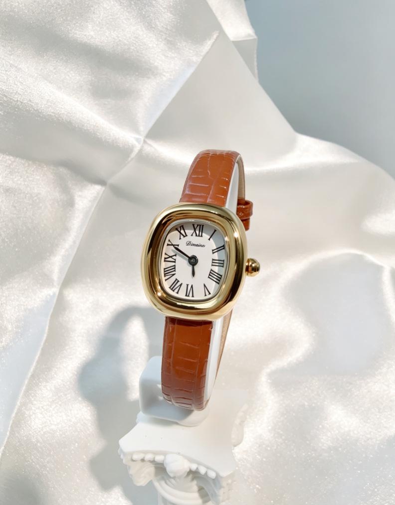 Timena Ladies Retro Oval Quartz Watch - Roman Numerals, Light Luxury, Versatile Fashion, Stainless Steel