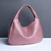 Spring and summer new crescent moon women's bag woven handbag large capacity simple versatile croissant zipper model