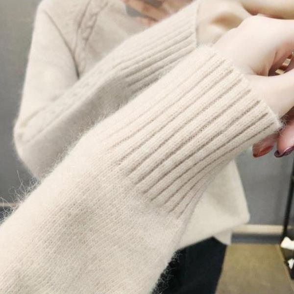 Thickened turtleneck sweater for women autumn and winter short solid color warm pullover versatile long - sleeved fleece loose knitted sweater