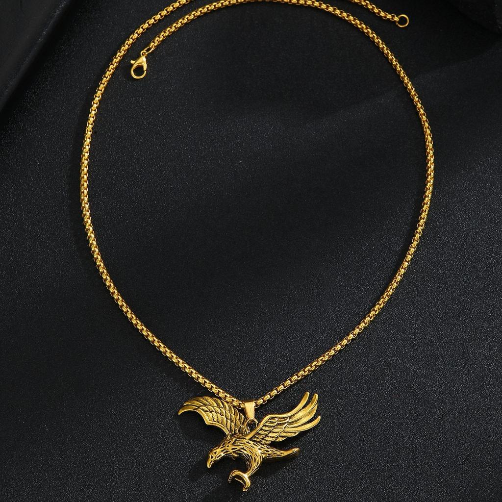 Elegante Ciondolo Aquila ad Ali Spiegate da Uomo, Versatile