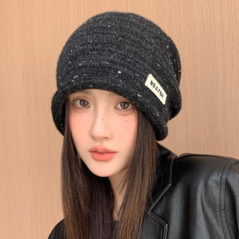 Autumn and winter pile hats women's big head circumference shows the face small headgear versatile warm ear protection knitted hat