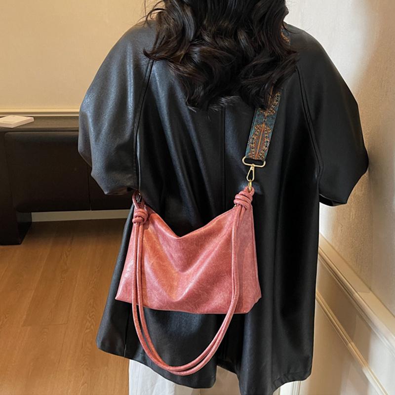 Yogodlns Lässige Modische Damen Schultertasche Einfacher Urbaner Stil PU-Material Große Kapazität Tägliche Kombination Crossbody Boston Tasche