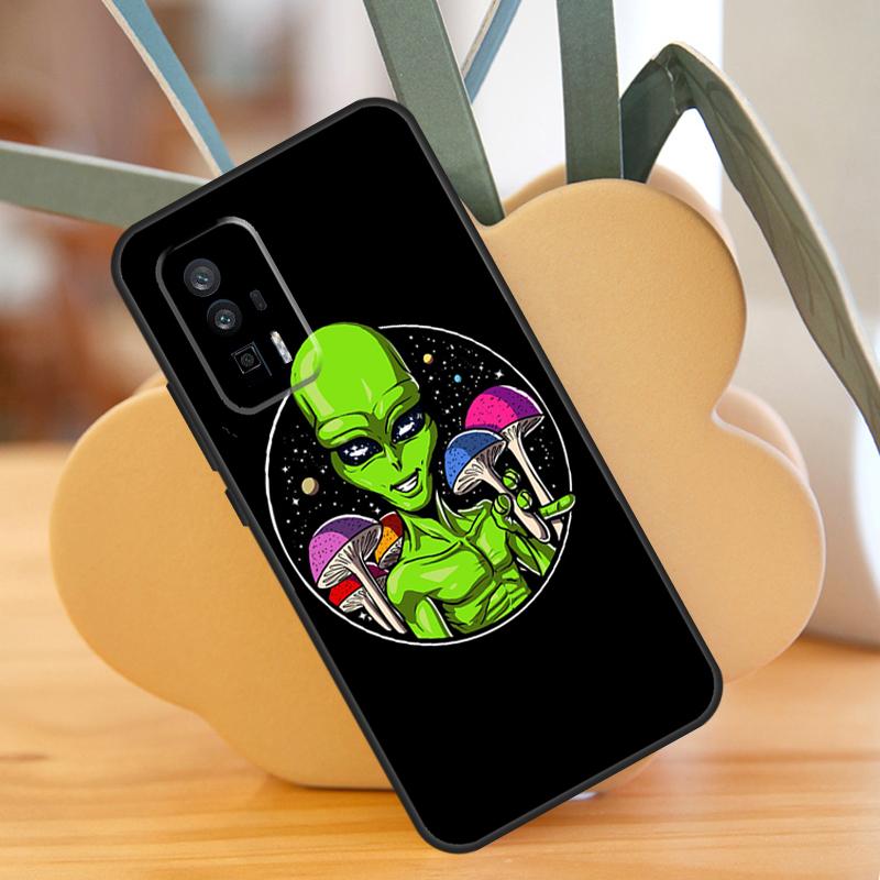 Space Alien Magic Case For Xiaomi 13T 11T 12T Pro 13 14 Ultra 12 Lite POCO F6 F5 X6 Pro M6 X3 X5 M5s F3 Cover