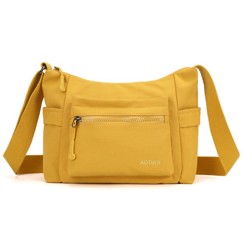 Dámská vícekomorová taška přes rameno Outdoorová crossbody taška