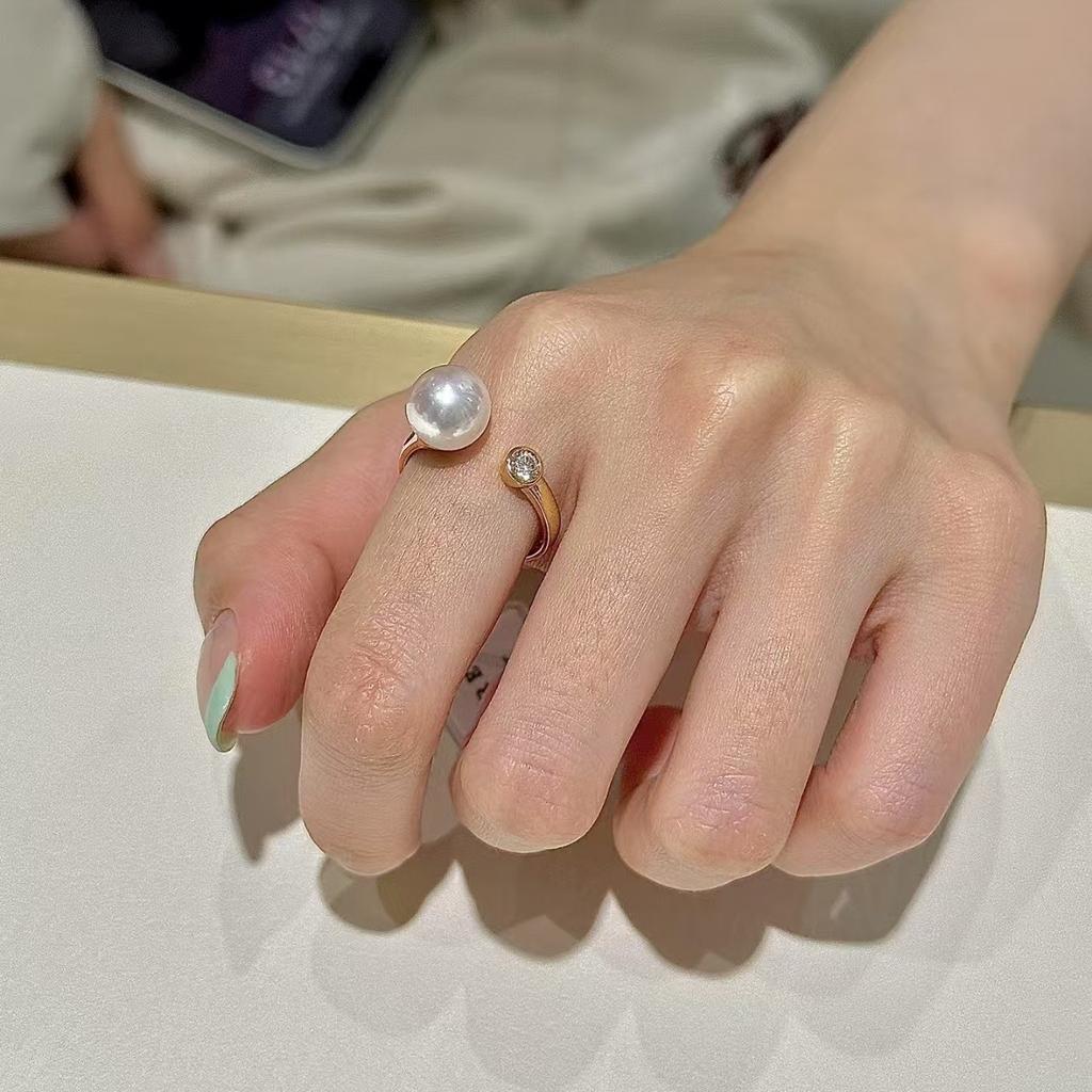 Very Simple Pearl Diamond Ring, Round And Flawless, Small Light Bulb, Light Luxury, High-End Gold Diamond Ring For Women