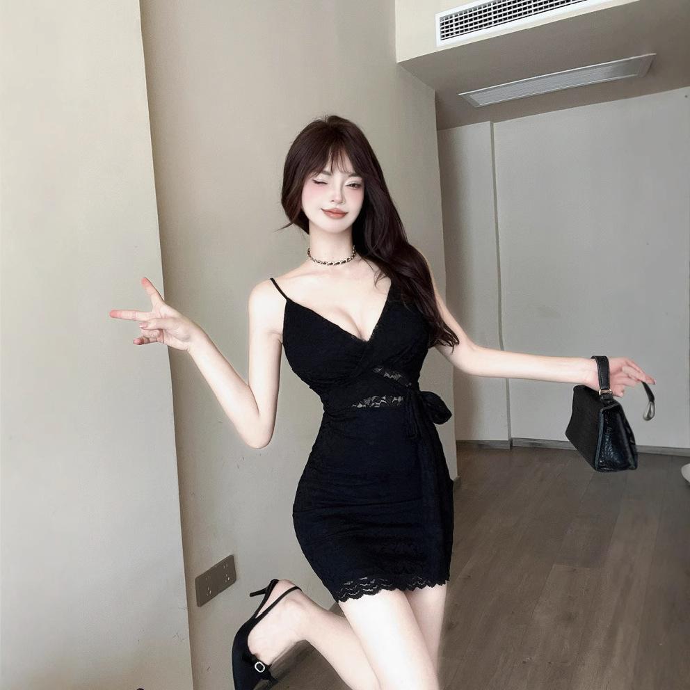 European and American sexy deep V-neck strap splicing lace rear cross low-cut bottoming dress showing thin hip skirt