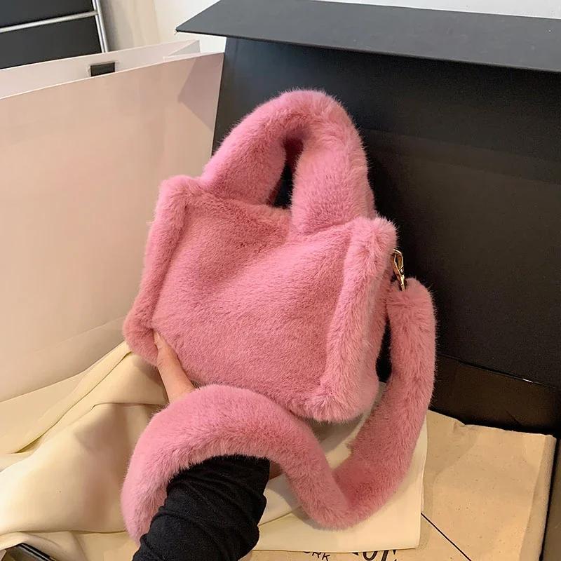 Enfärgad Casual Plysch Damaxelväska Mode Retro Crossbody-väskor Mångsidig Pendlar Söt Damväska