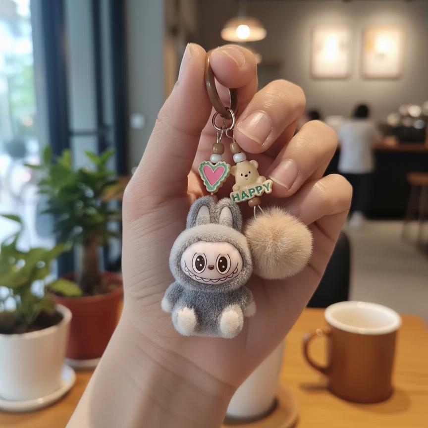 Nieuwe Labubu Pluche Mini Sleutelhanger Anime Cartoon Sleutelhanger Bedels Kawaii Mobiele Telefoon Rugzak Decoratie Autosleutel Accessoires Cadeaus