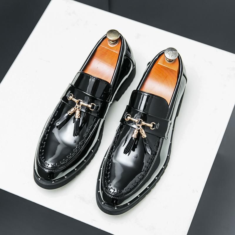 Fashion Loafers Tassel Fashion Patent Leather Casual Shoes for Men Oxford Shoes Luxury Brand Formal Business Shoes Slip-on Driving Shoes