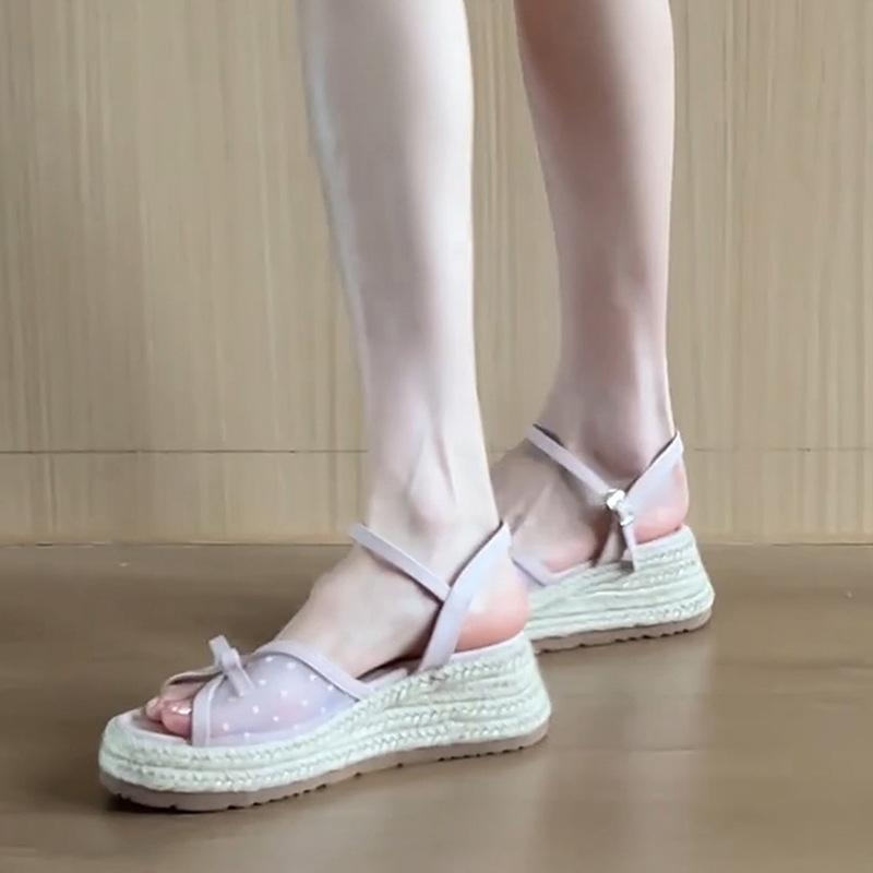 Beautiful sandals for summer wear, women's giant good-looking bow mesh polka dot straw wedge heels