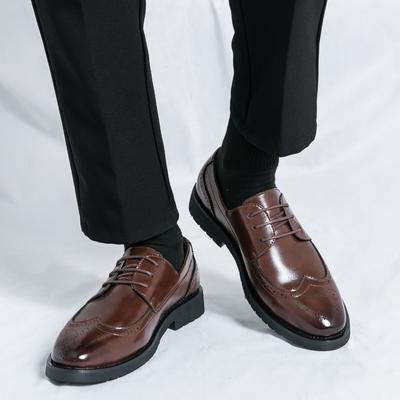 Brogue Herren formelle Lederschuhe Trendiger Jugenddesign-Stil Outdoor-Freizeit Geschäftsparty Tägliche Büro-Hochzeitsschuhe 38-46