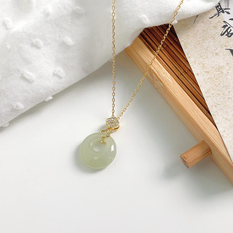 

Новое китайское ожерелье с пряжкой в виде цветка с четырьмя листьями и женственным стилем, усовершенствованная новая цепочка для воротника