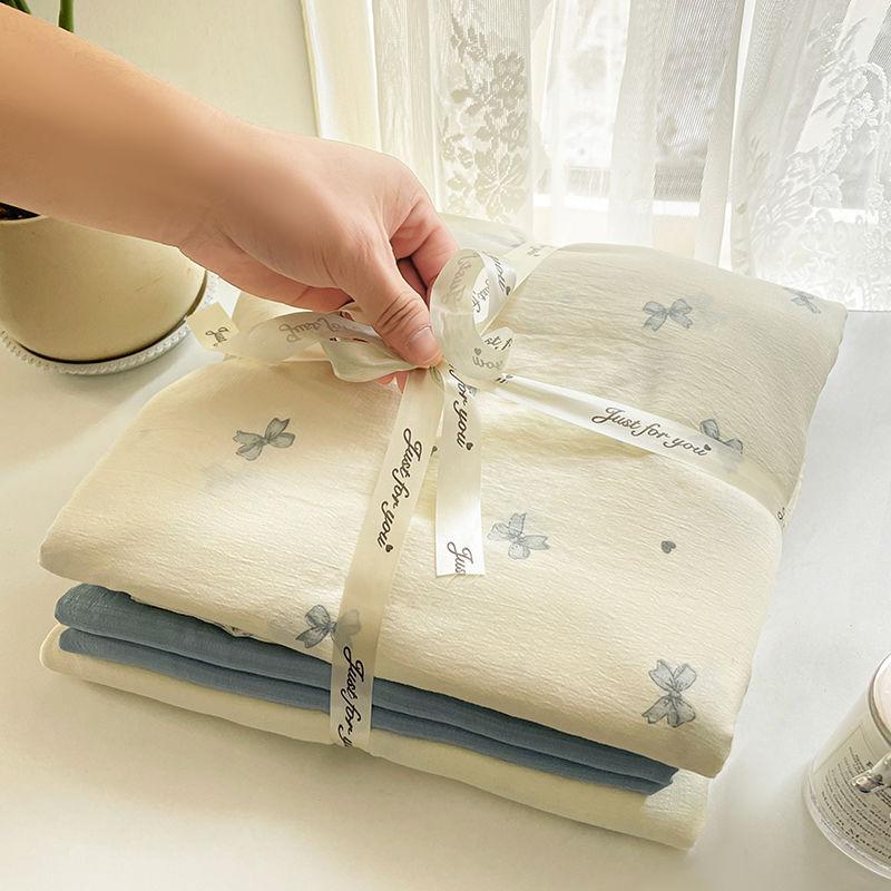 Ins Korean style bow knitted double-layer yarn soft four piece set, washed cotton quilt set, dormitory bed single three piece