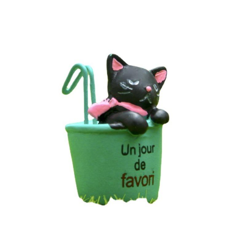Cartoon Resin Ironwork French Hanging Cups, Little Dog Gardening Moss Succulent Flower Arrangements, Doll Ornaments