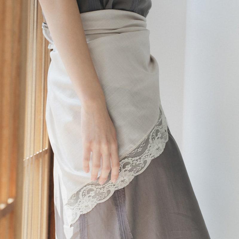 SALTY PEBBLE GLOSSY LACE SCARF [BEIGE]