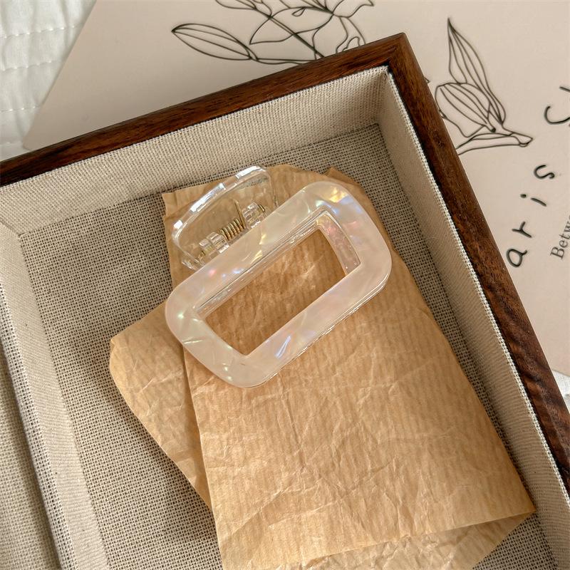 The Little Mermaid Exquisite Cute Shark Clip - Women's Fashion Acetate Hair Accessory