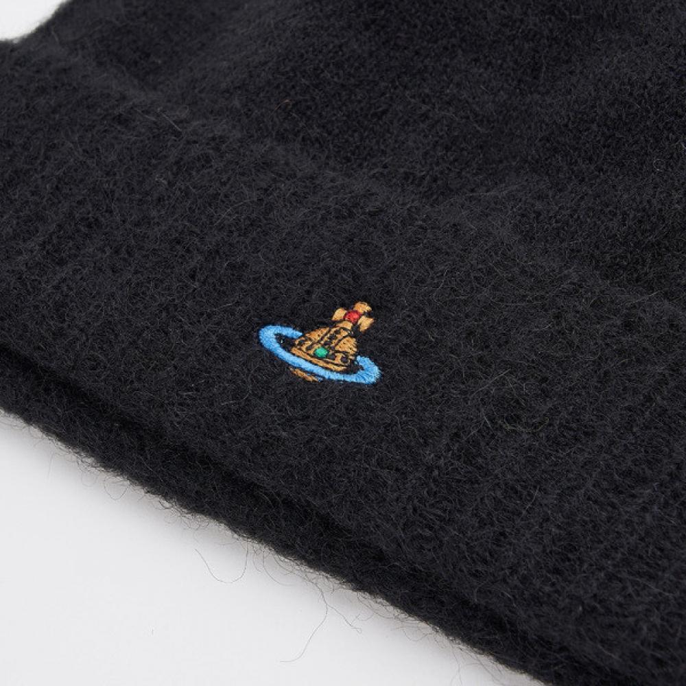 Vivienne Westwood Fluffy Beanie 8102002j K006a N401