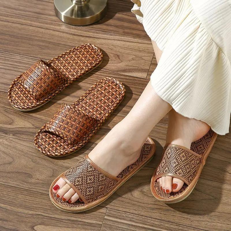 Fashion Indoor Shoes Pvc House Flat Sandals Man Slippers for Men Walk Around Home Casual Adult Comfortable Designer Luxury 2025 Style