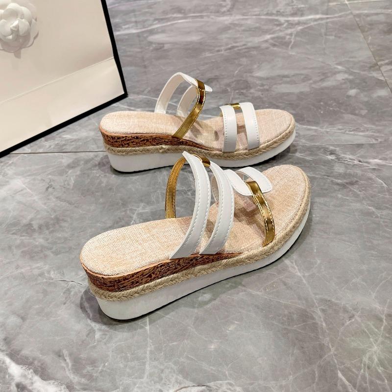Fashion The New Plus-size Versatile Fashion Platform Sole Wears A Racer-shaped Strap for Comfortable Slimming Wedge Sandals Women Shoes