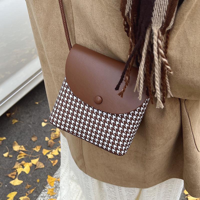 Popular Niche Bags for Women In Autumn and Winter New Textured One-shoulder Crossbody Bag Fashionable Versatile Bucket Bag for Women