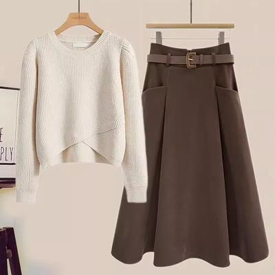Autumn Women's Suit New Fashion Temperament Age-reducing Knitted Top Slimming Skirt Two-piece Set