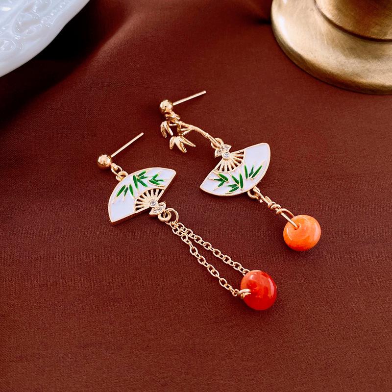 

Silver Needle Zircon Agate Earrings: Versatile Chinese Style Studs with a Niche High-End Design