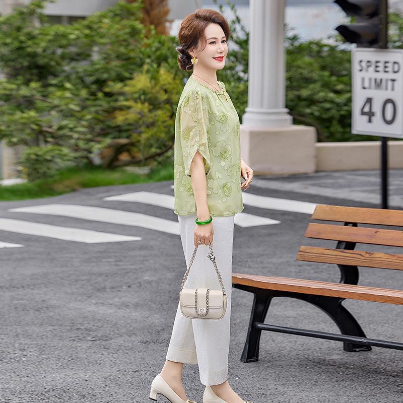 Elegant Summer Top Set for Mom - New 2026 Chinese Style Three-Quarter Sleeve Two-Piece