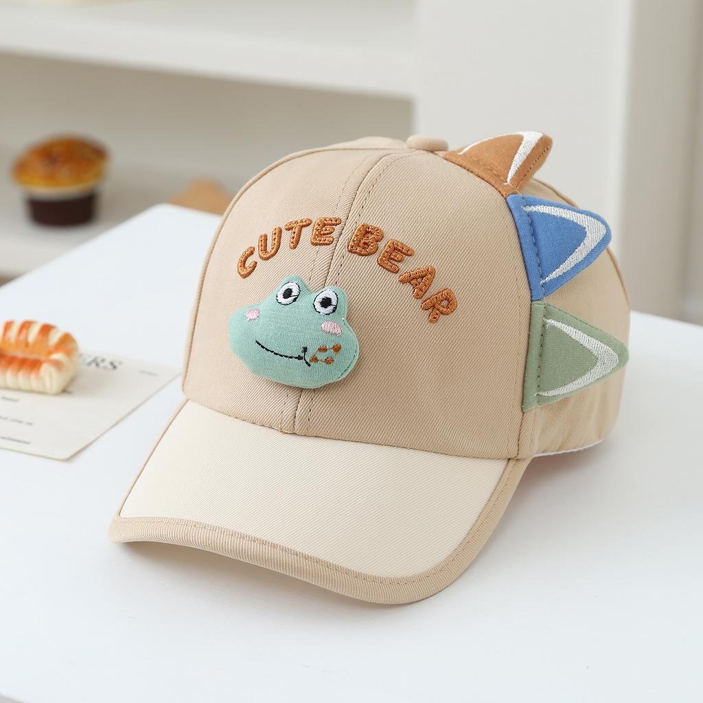Adorable 3D Animal-Shaped Plastic Ears and Cute Bear Embroidered Letter Baseball Cap for Children. Perfect for Daily Outings.