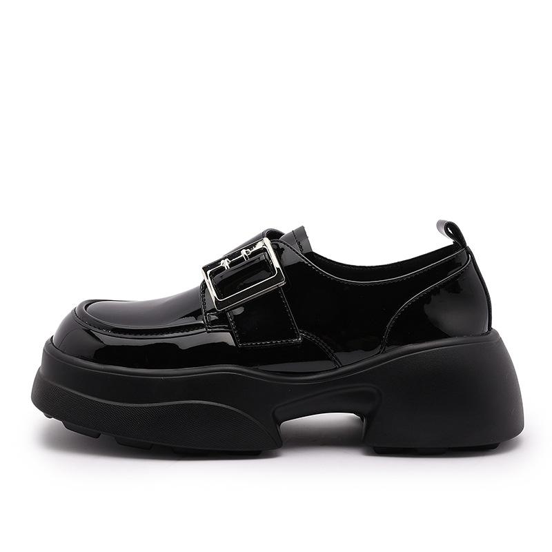 Leather platform British small leather shoes women's 2025 new glossy loafers muffin soft sole big head black leather shoes women